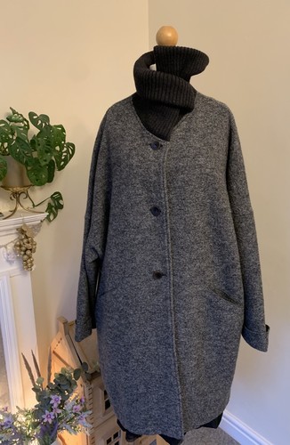 Classy slouchy cocoon oska - classy,